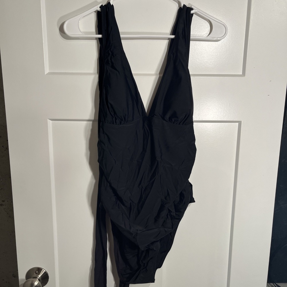 NWT Cupshe Women's Multi Way Plunging V Neck Wrap One Piece Swimsuit Black Large
